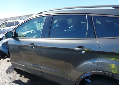 2017 Ford Escape Titanium from USA, damaged, VIN 1FMCU0J91HUD34701